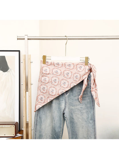 Scarvii - Pointed Hem Floral Layering Triangle Scarf