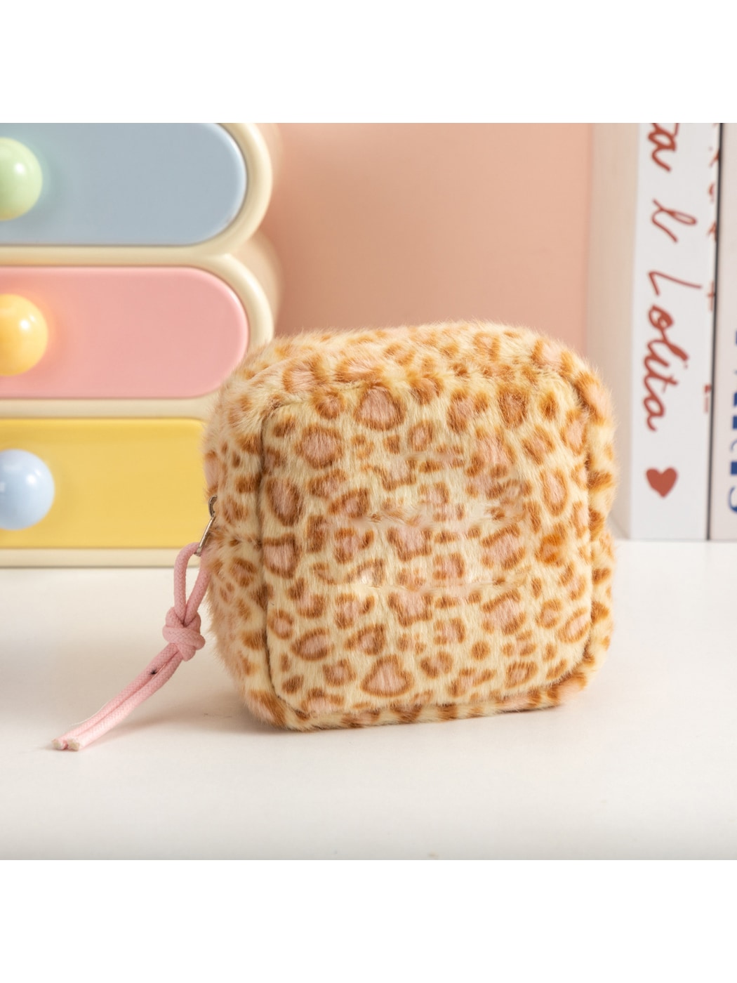 Cosbai - Simple and Stylish Leopard Print Zip Pouch