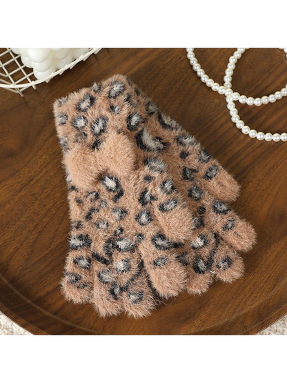 Gloving - Leopard Print Bow Accent Women's Gloves