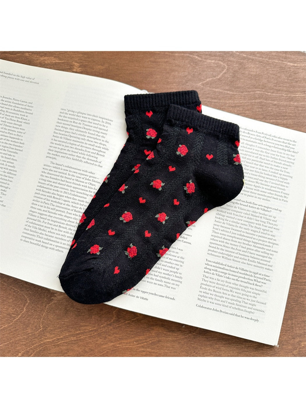 Rufia - Retro Flower and Heart Pattern Ankle Socks