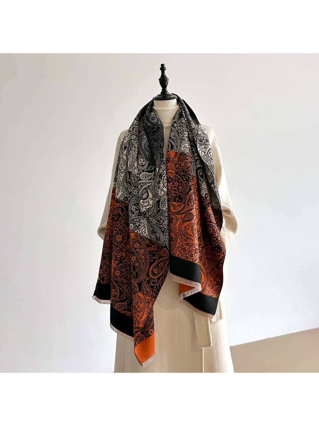 Scarvii – Vintage Paisley Pattern Winter Scarf & Shawl