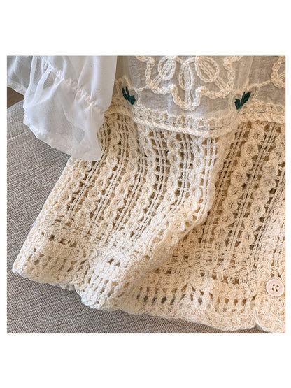 Crosa - V-Neck Hollow Out Floral Knit Cardigan