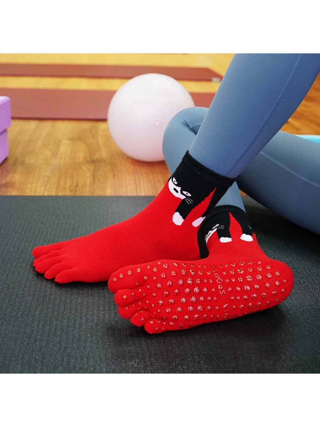 Rufia - Yoga Grip High-Cuff Five-Toe Socks