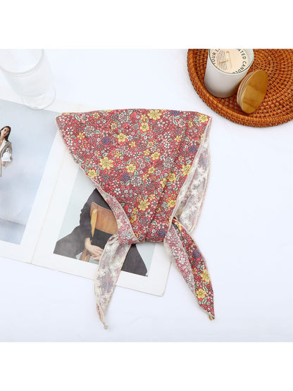 Scarvii - Floral Lace Trim Decorative Triangle Bandana