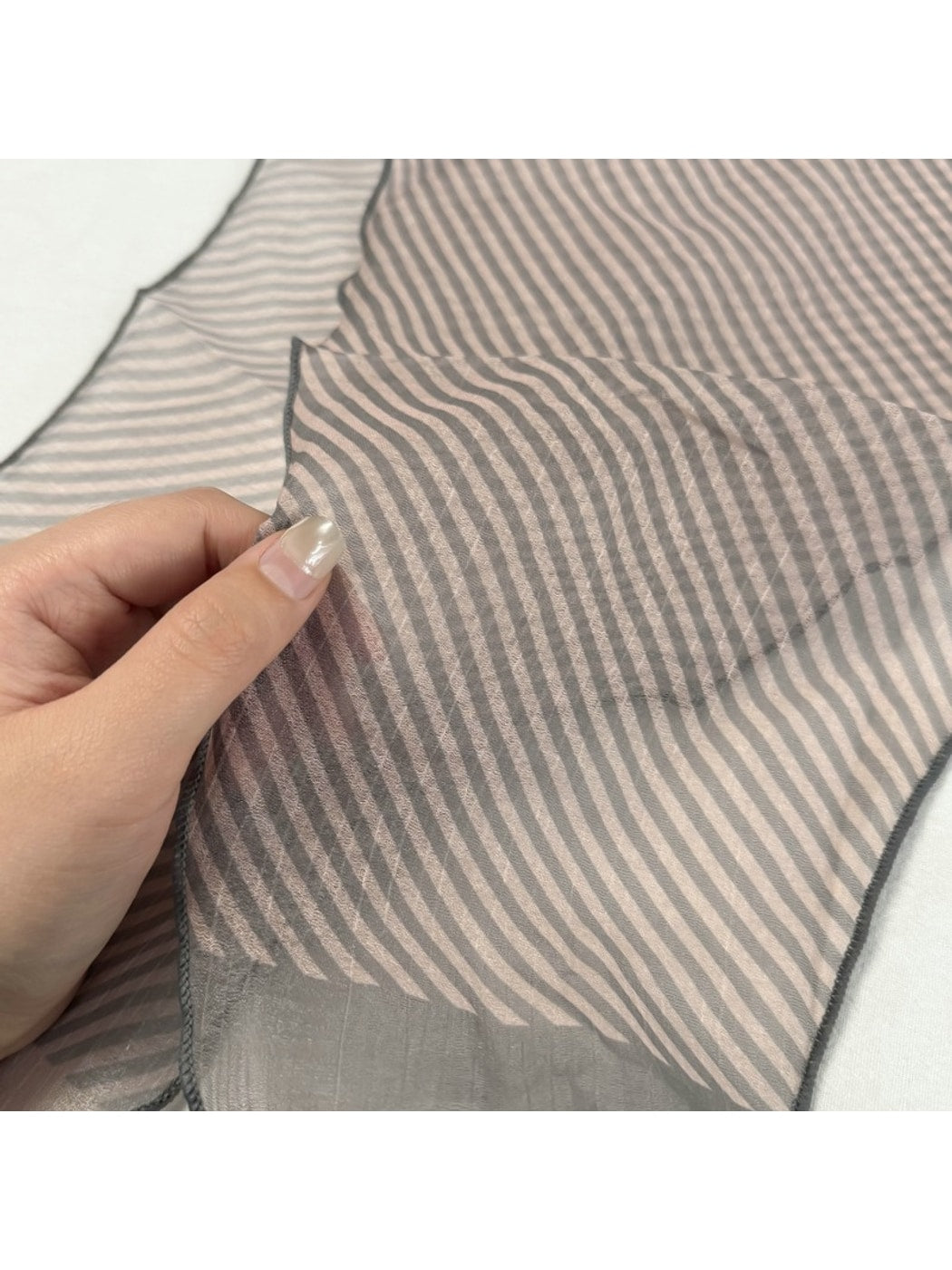 Scarvii - Minimal Striped Diamond-shaped Scarf