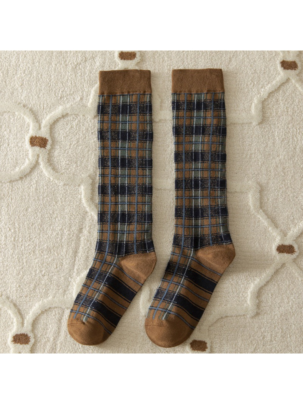 Rufia - Retro Plaid Knee High Socks