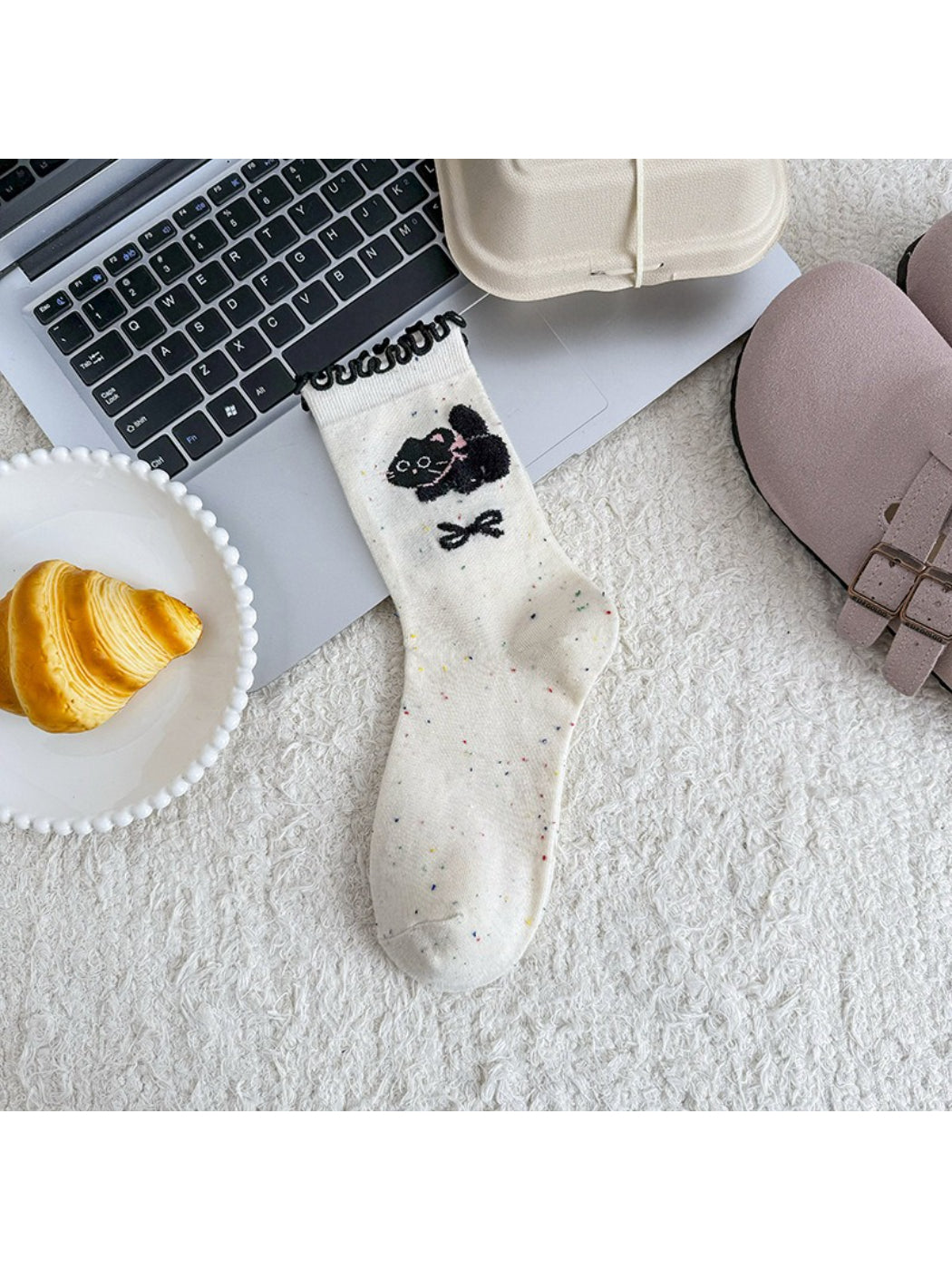Rufia - Cute Animal Pattern Ruffle Crew Socks product image 3