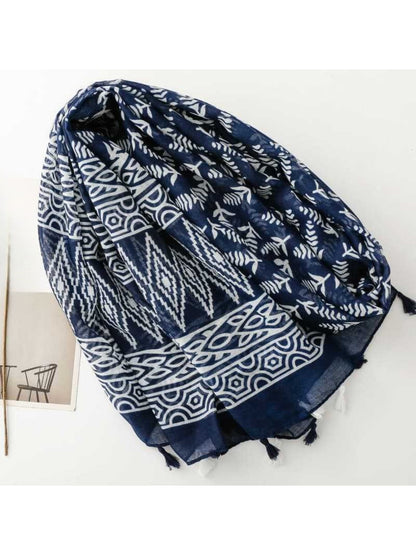 Scarvii - Classic Botanical Pattern Print Scarf
