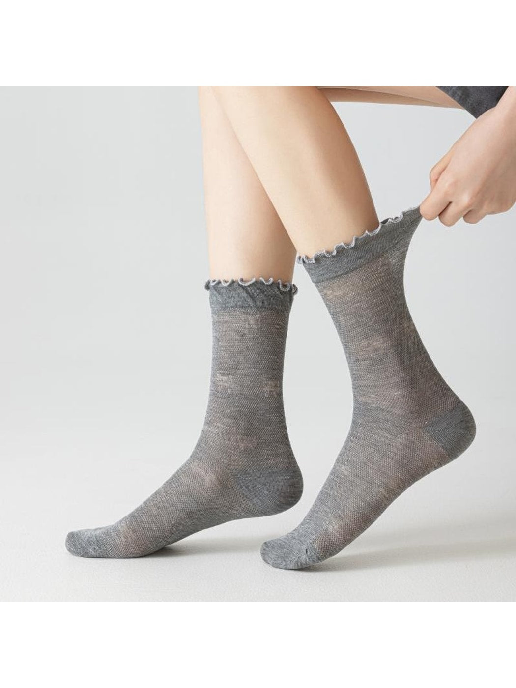 Rufia - Muted Solid Color Ruffle Crew Socks