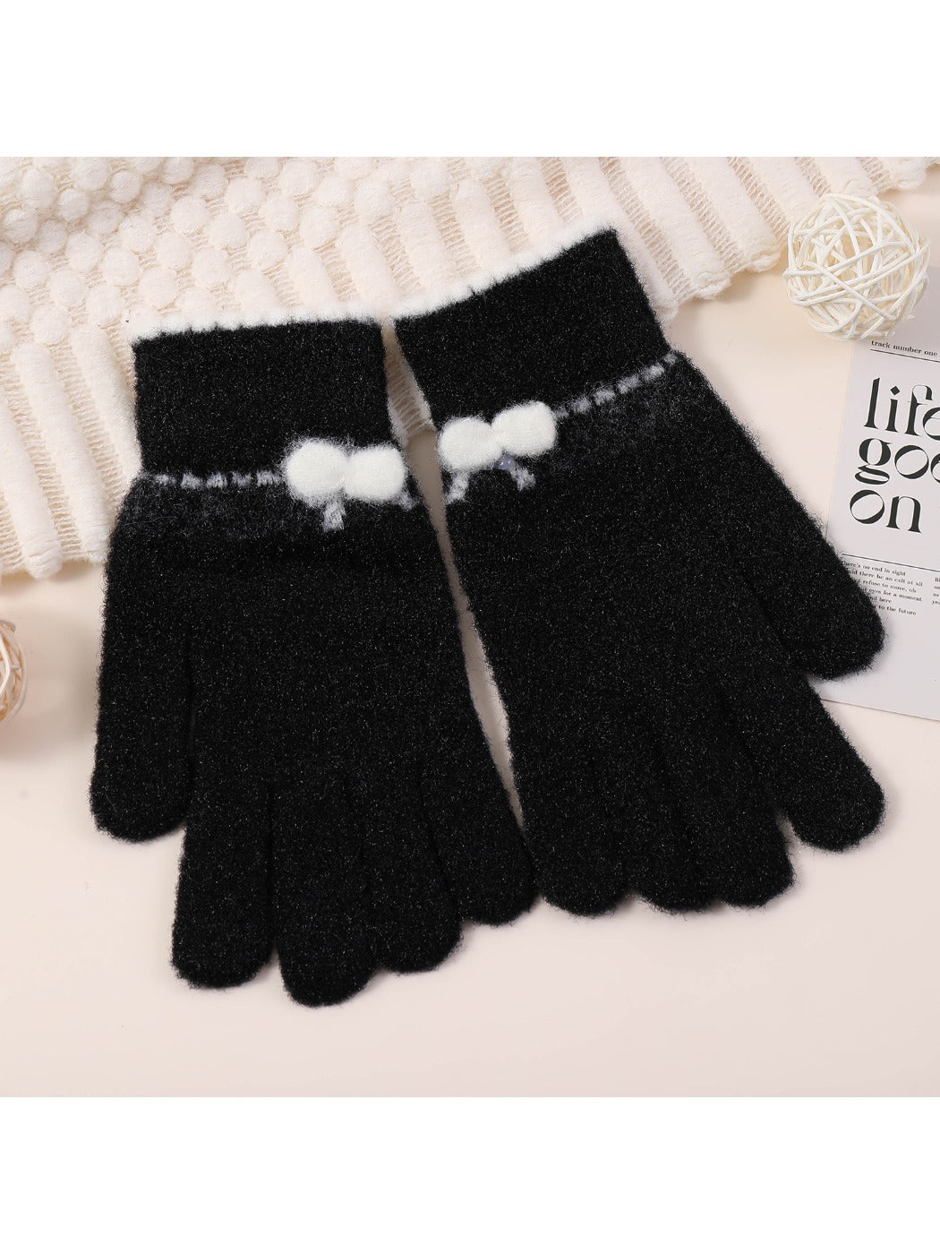 Gloving – Bow Accent Winter Gloves