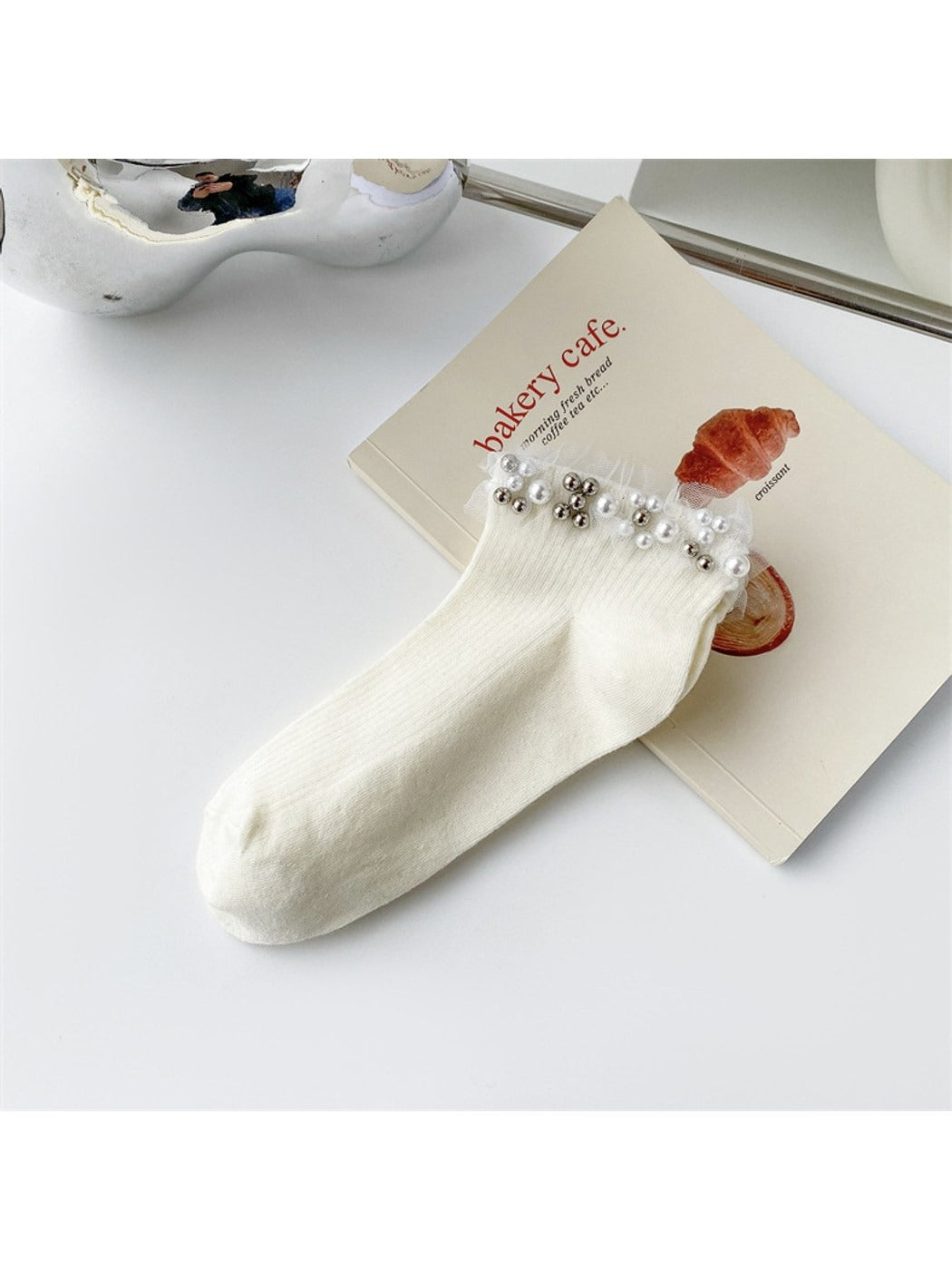 Rufia - Solid Color Ruffle Ankle Socks