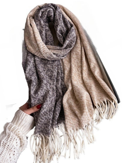 Scarvii - Color-Block Textured Fringe Scarf – Warm & Stylish