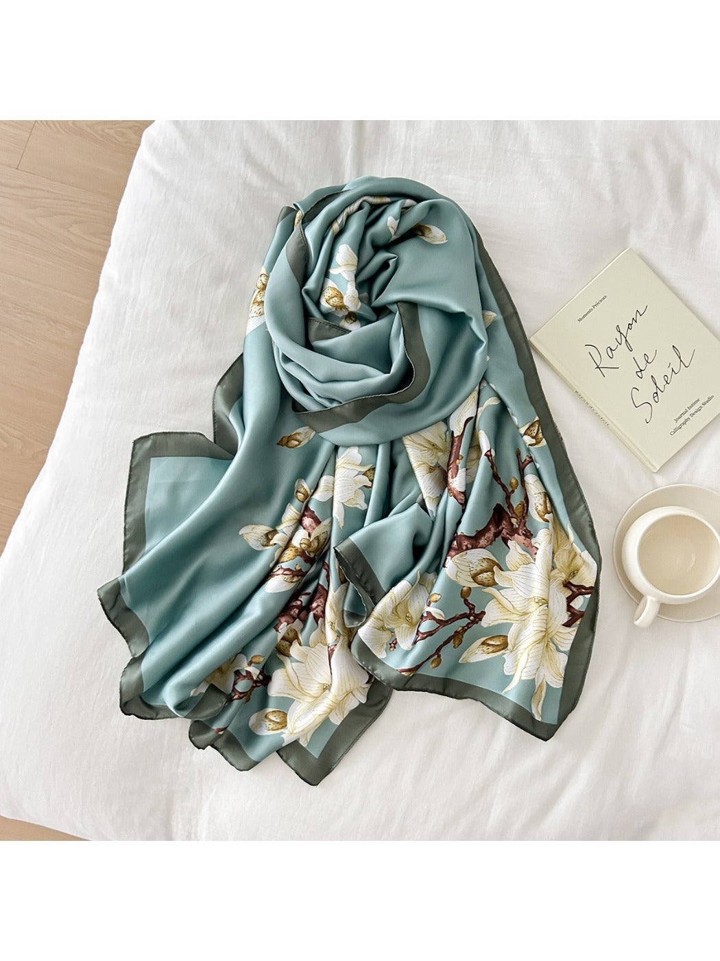 Scarvii - Blooming Magnolia Garden Scarf