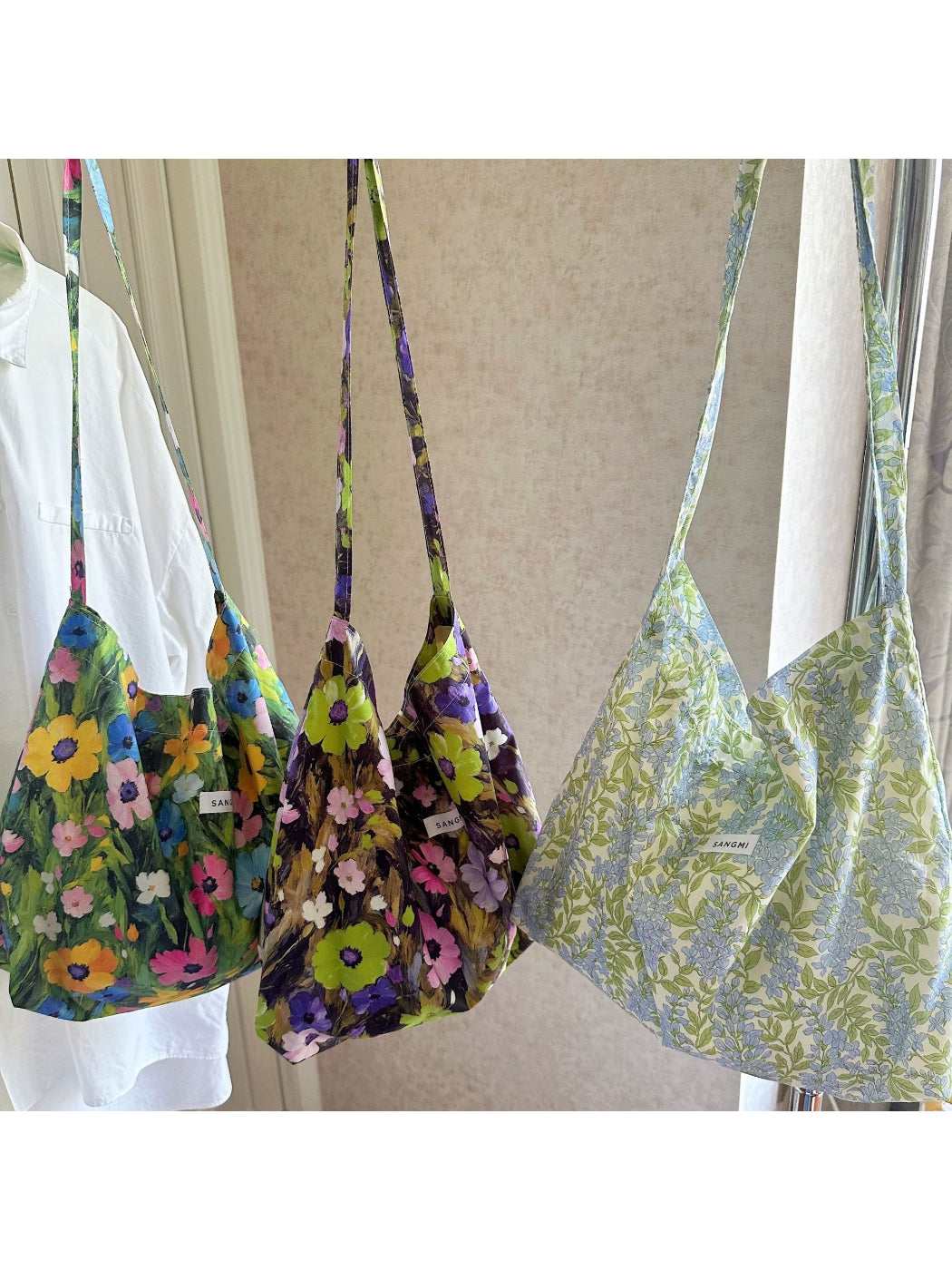 Cosbai - Vintage Floral Slouchy Bag