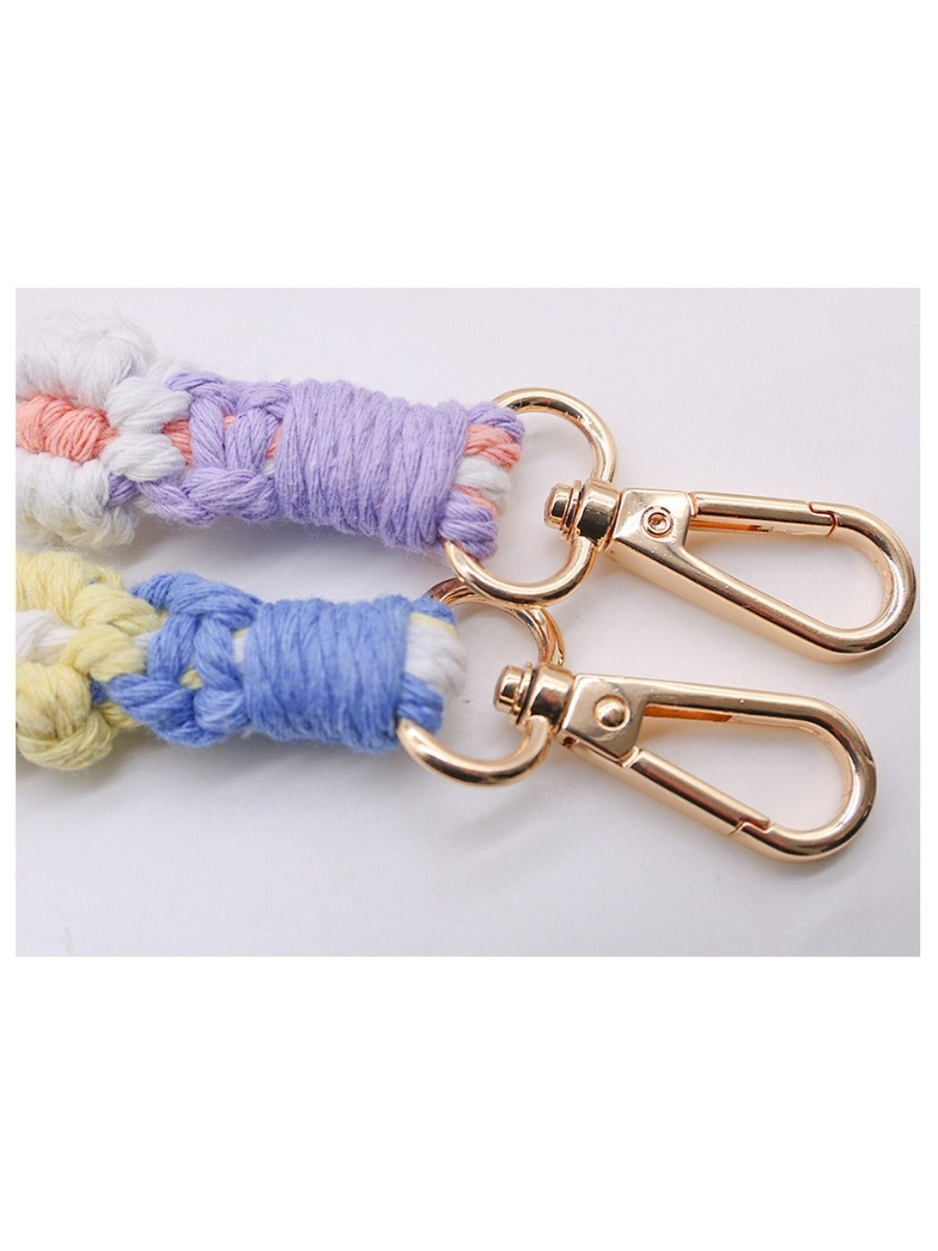 Koco Crochet Daisy Phone Lanyard & Keychain with floral motif