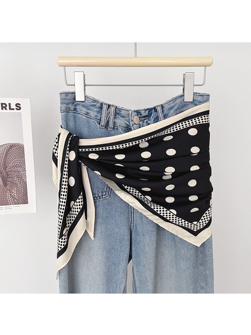 Scarvii Dotted Print Triangle Scarf