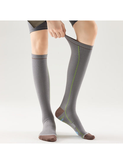 Rufia - Ribbed Ruffle Trim Mid-Calf Socks product image 2