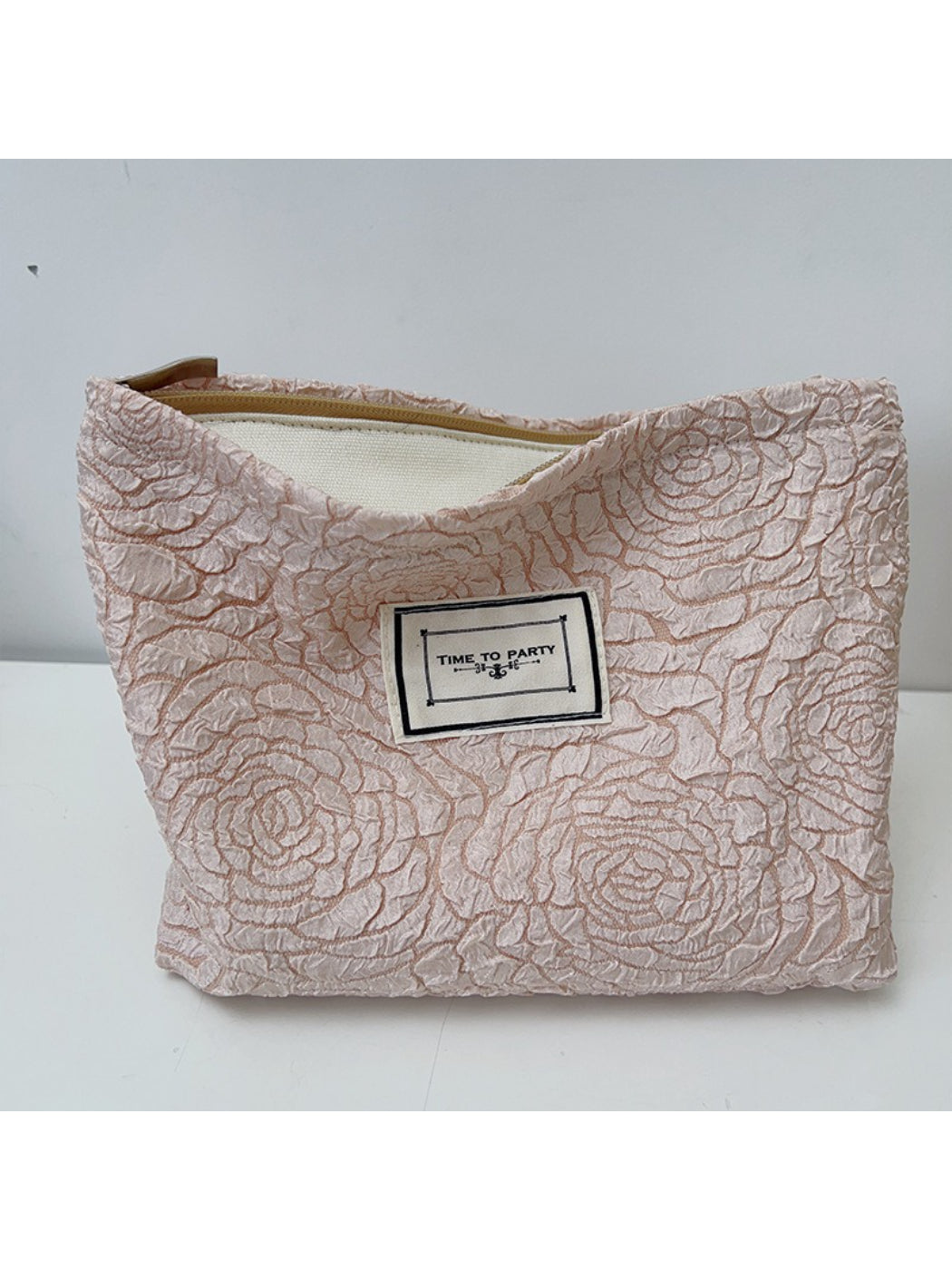 Cosbai - Rose Pattern Textured Cosmetic Pouch