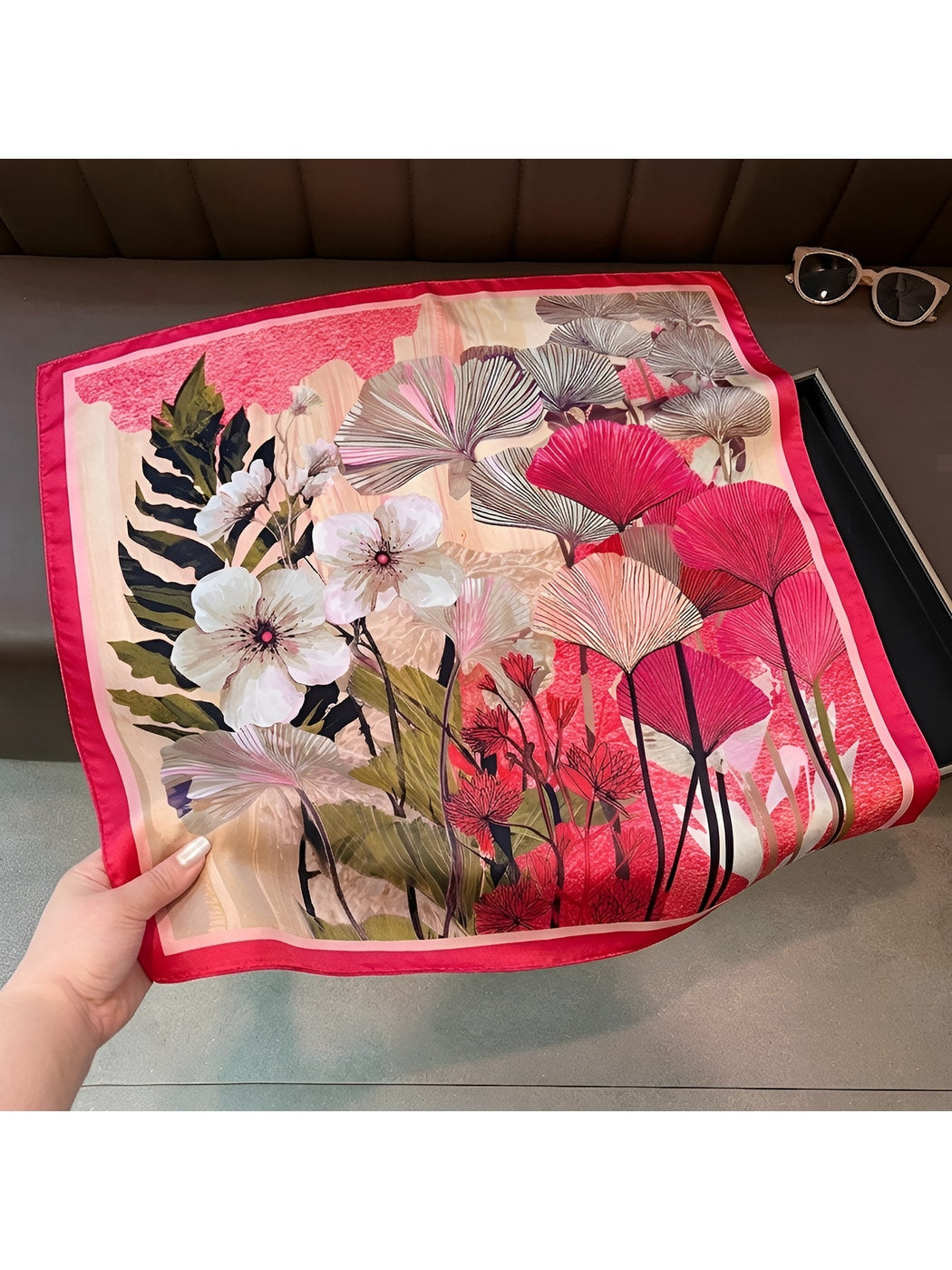 Scarvii - Fresh Sweet Patterned Fashion Square Scarf