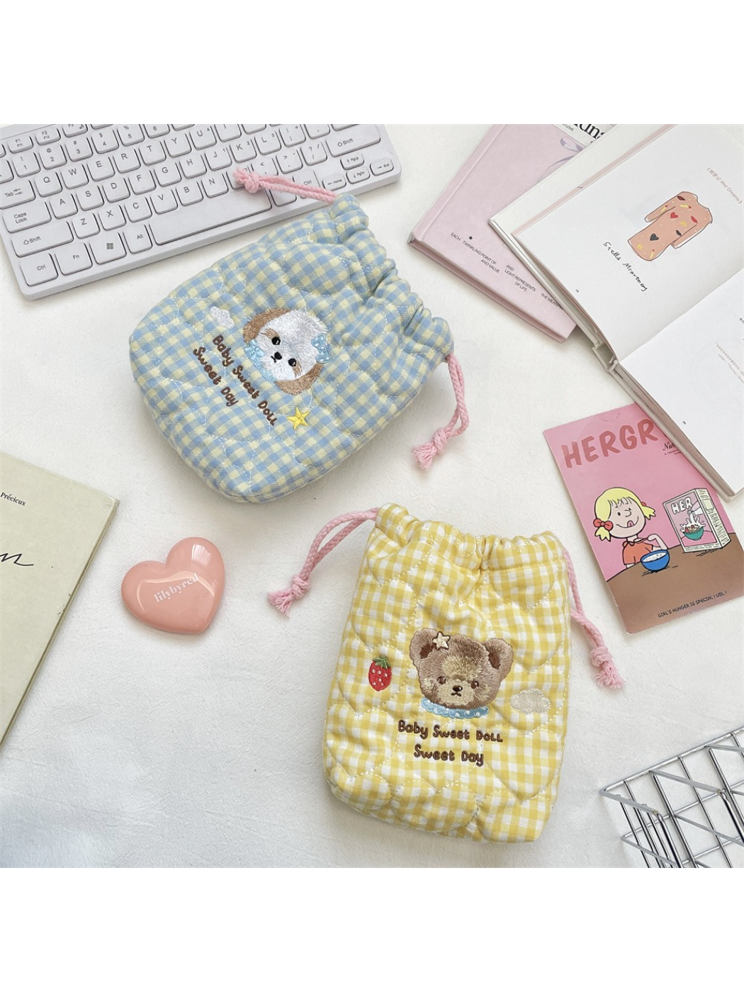 Cosbai - Gingham Bear Drawstring Pouch