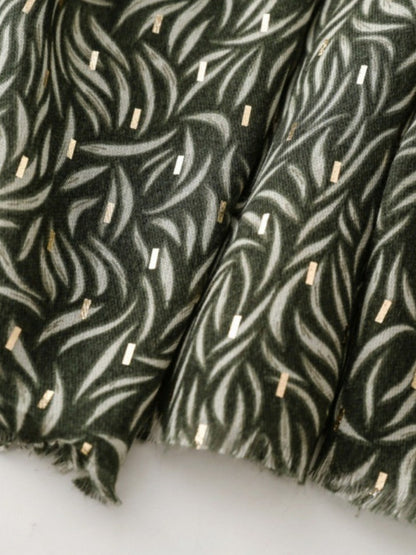 Scarvii - Minimalist Willow Leaf Print Scarf – Elegant & Versatile