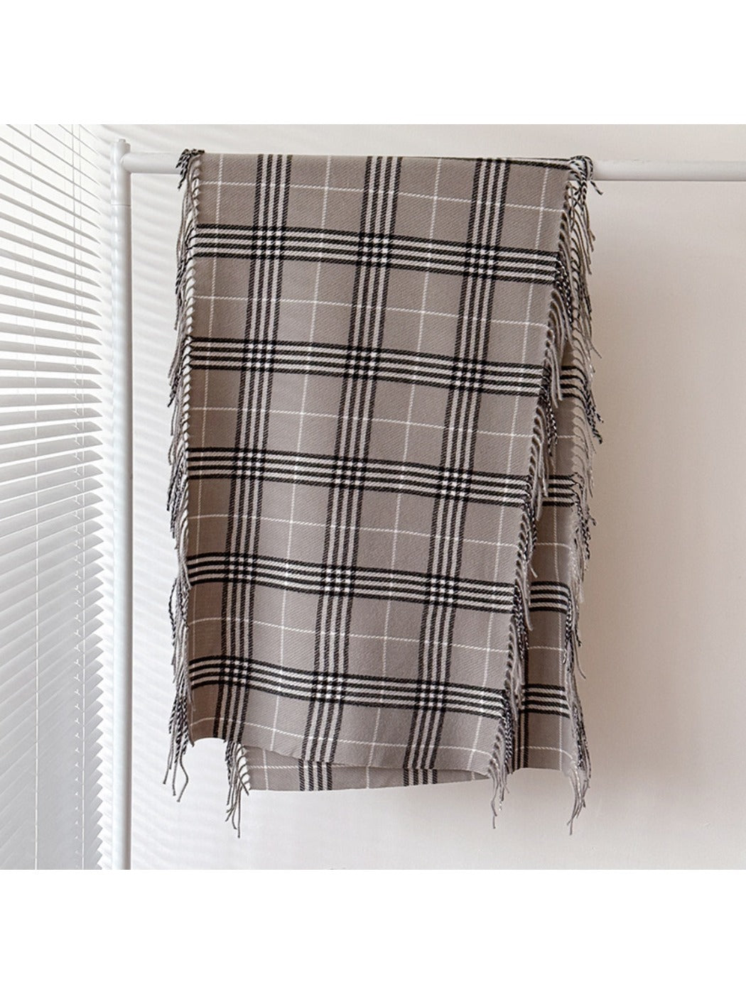 Scarvii – Tassel Fringe Plaid Scarf & Shawl