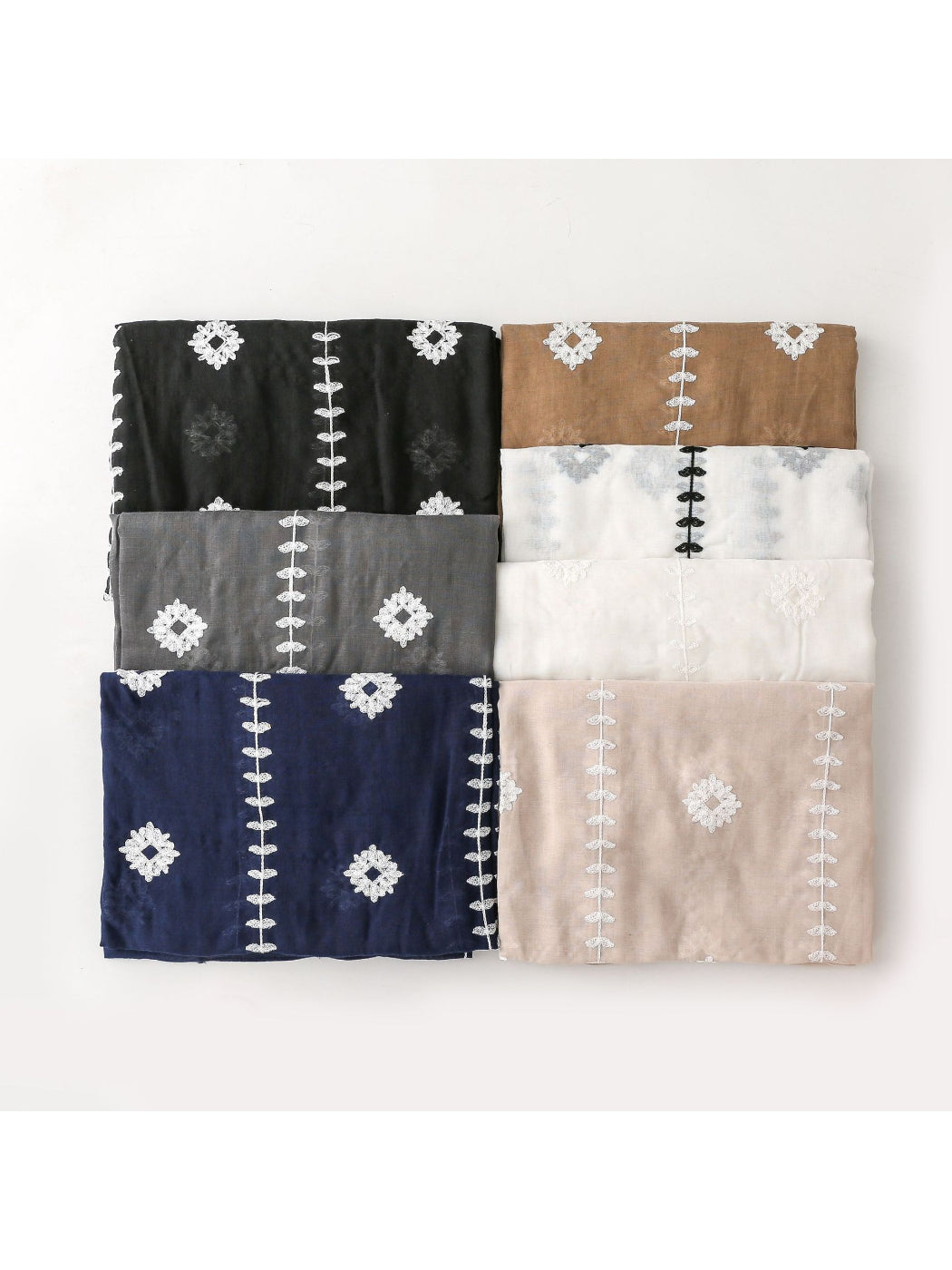 Scarvii - Modern Motif Trim Soft Scarf