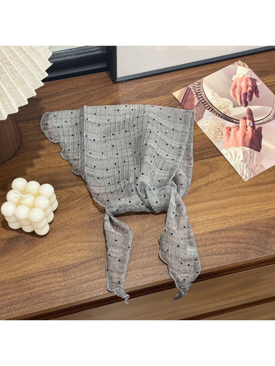 Scarvii - Simple Point Print Triangle Bandana