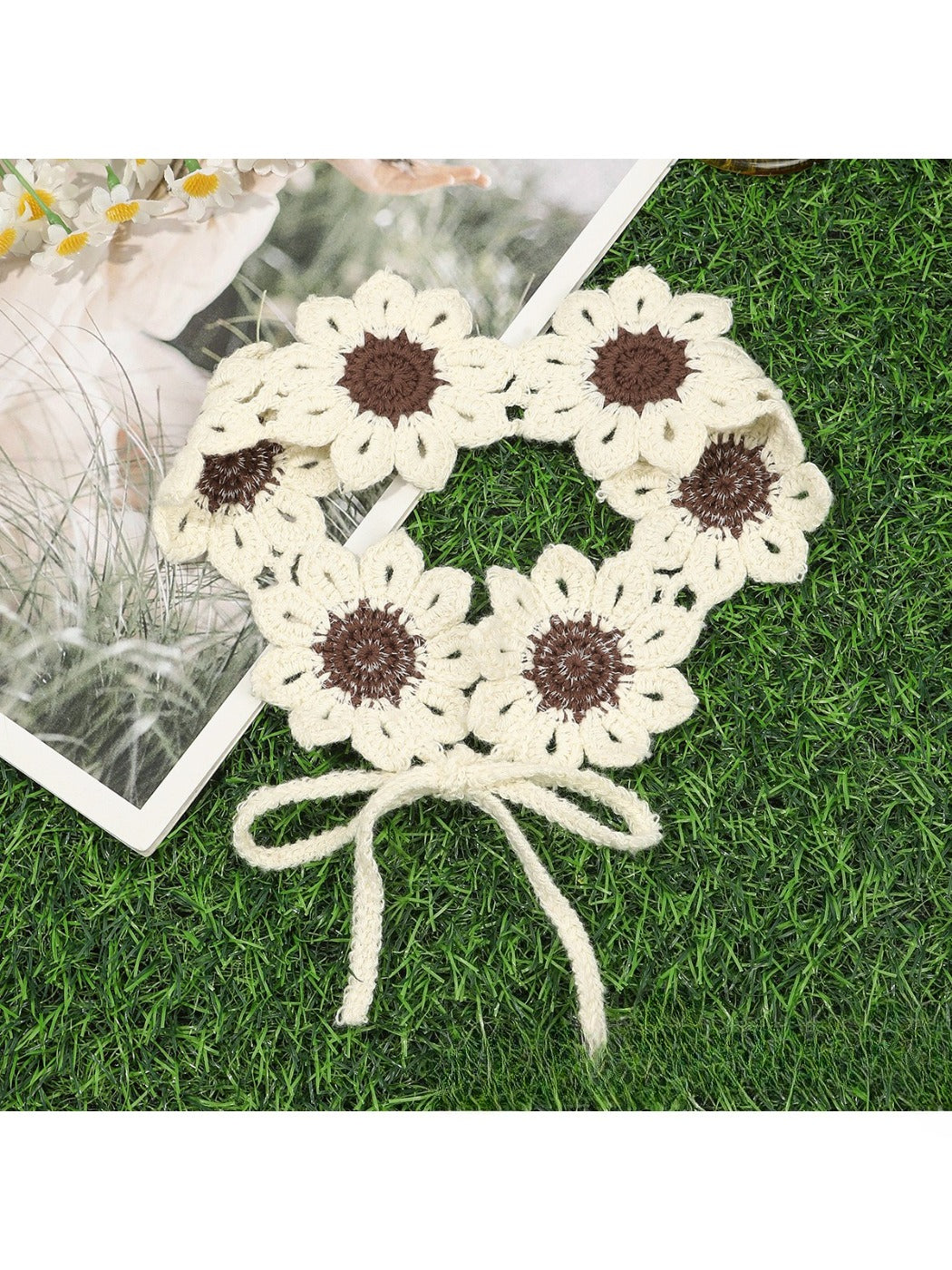 Scarvii Crochet Daisy Flower Headband