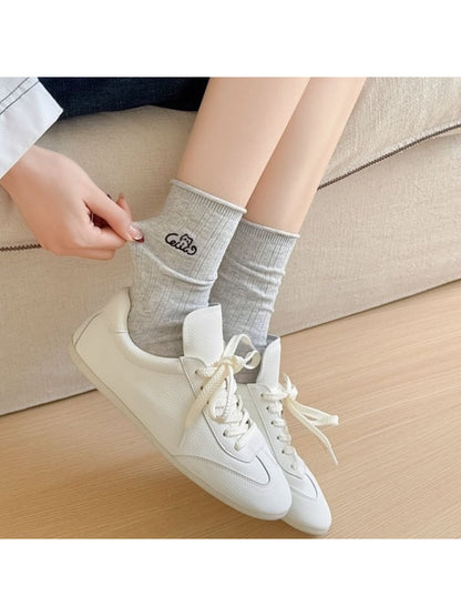 Rufia - Cute Cat Icon Ribbed Crew Socks
