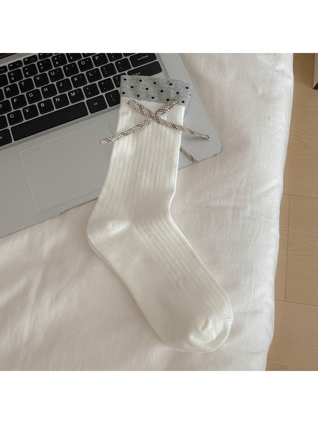 Rufia - Heart Button and Bow Accent Crew Socks