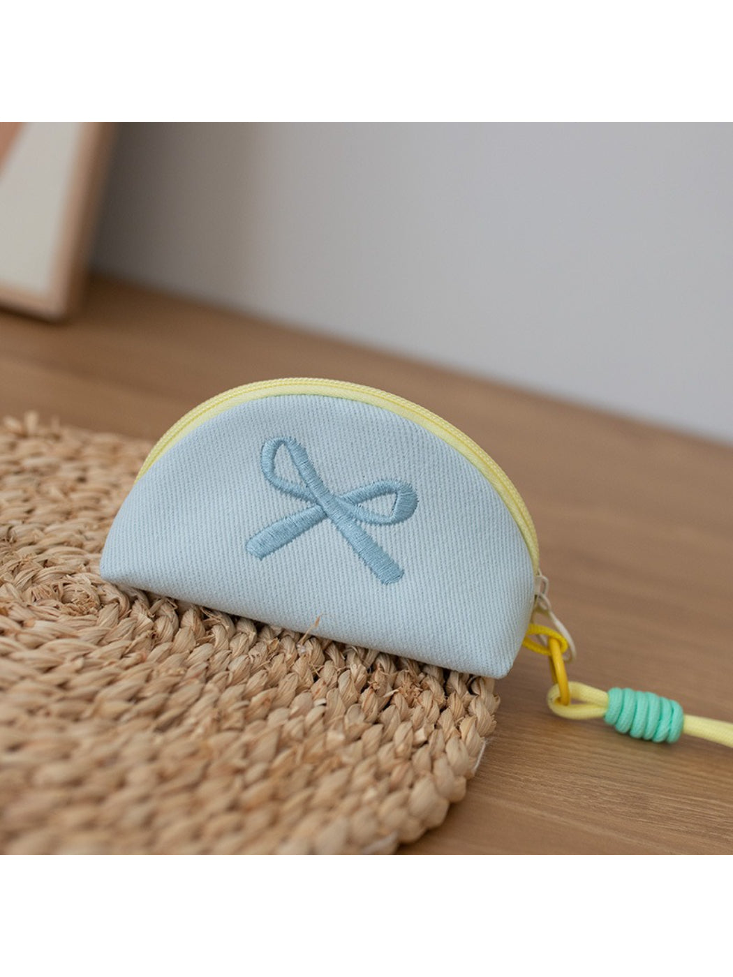 Cosbai - Pastel Bow Half-Moon Coin Pouch