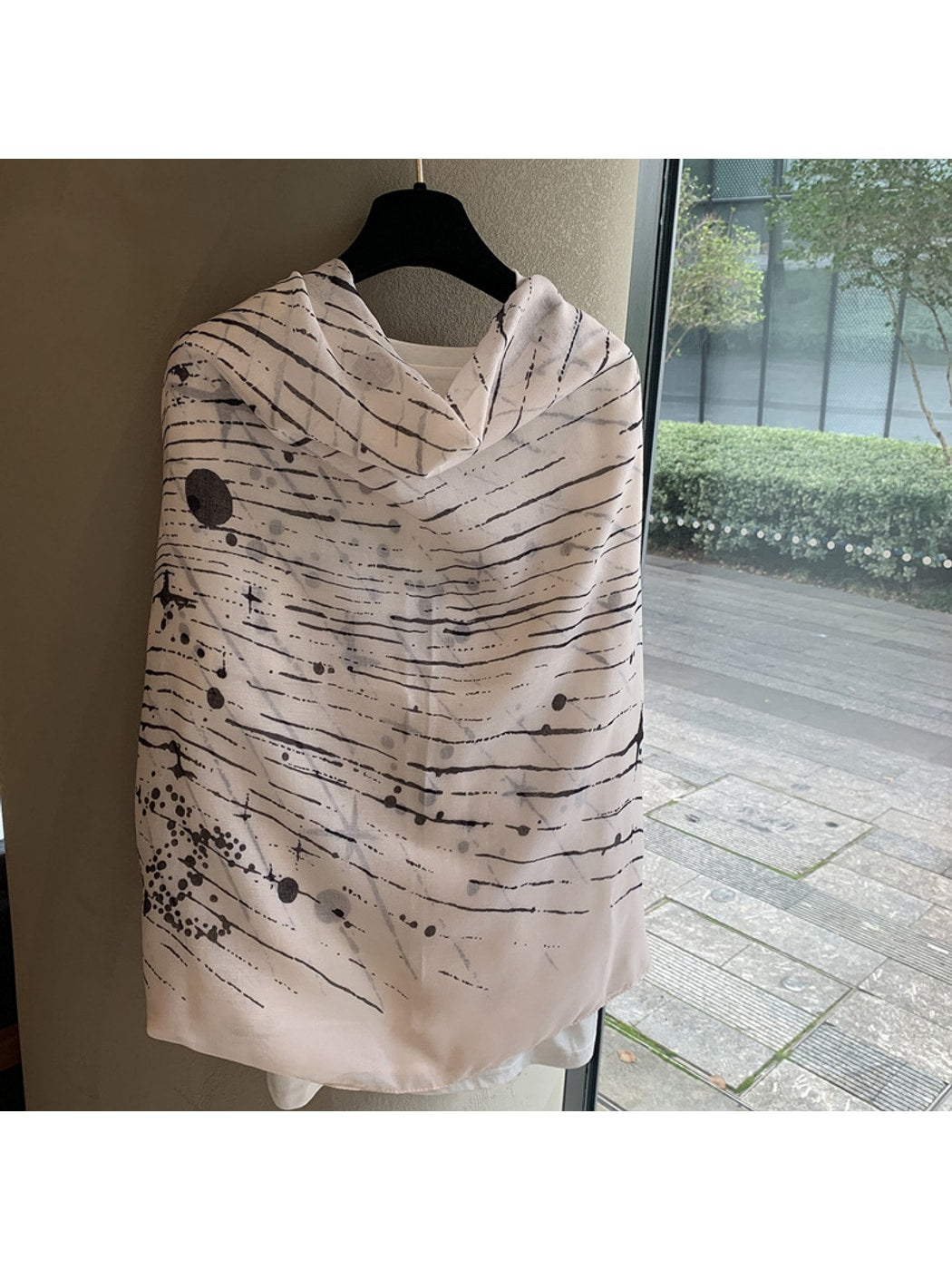 Scarvii - Artistic Brush Line Shawl Scarf