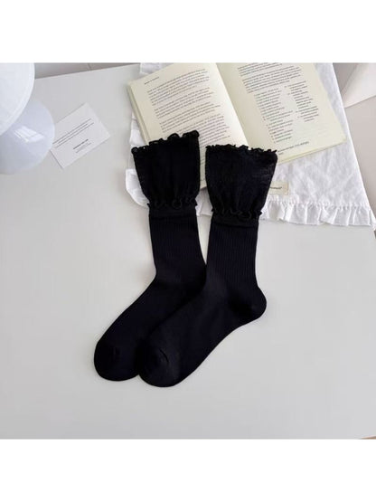Rufia - Elegant Ruffle Trim Solid Color Crew Socks