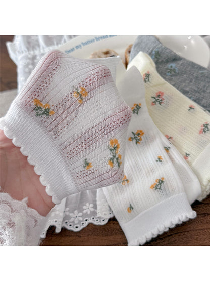 Rufia - Sweet Floral Ruffle Trim Crew Socks