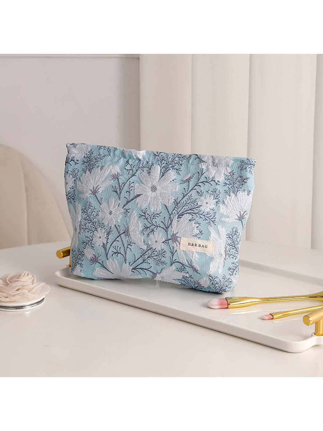 Cosbai - Fresh Floral Travel Makeup Organizer Bag