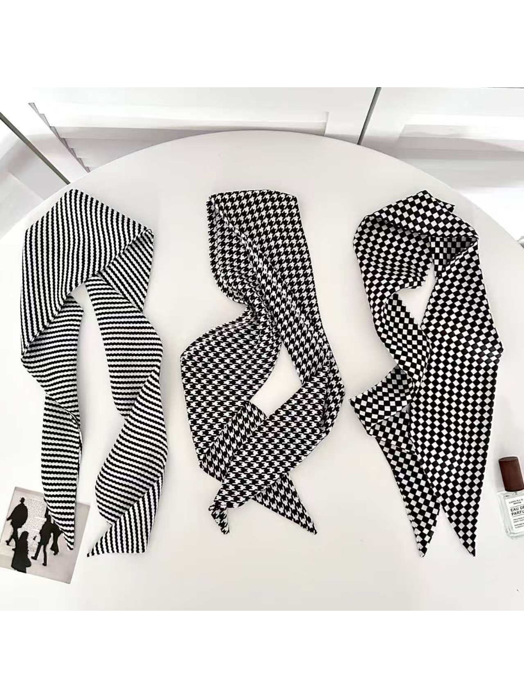 Scarvii - Retro Pattern Skinny textile accessory