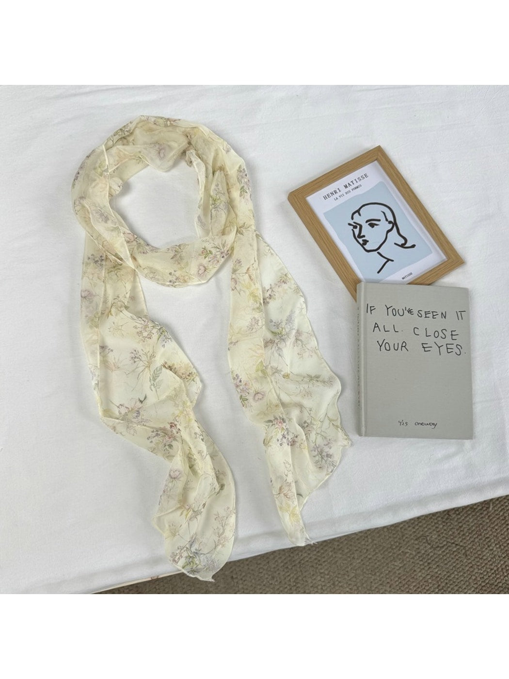 Scarvii - Elegant Light-hued Floral Print Scarf