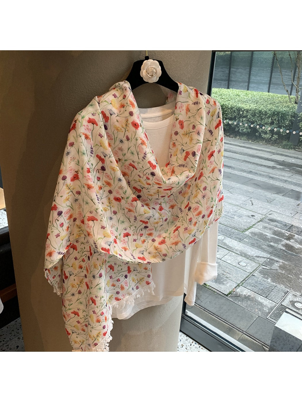 Scarvii - Floral Print Rectangular Layering Scarf
