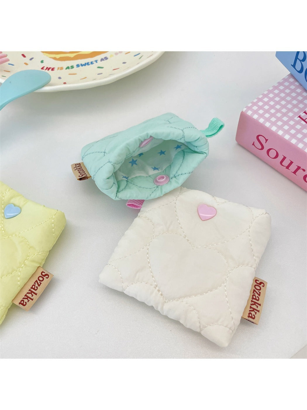 Cosbai - Mini Heart-Patterned Earphone Pouch
