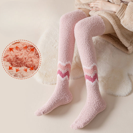 Rufia - Wavy Pattern Coral Fleece Long Socks