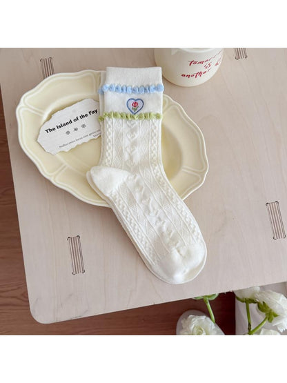 Rufia - Light Green Scalloped Trim Crew Socks
