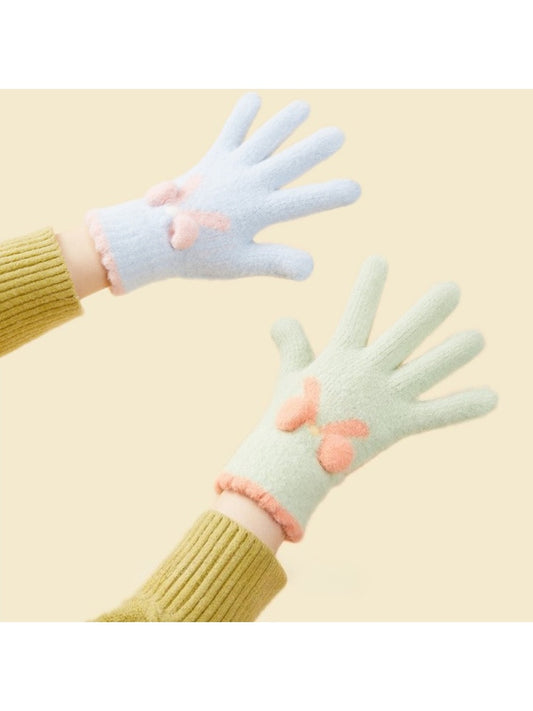 Gloving – Color-Block Gloves with Pompom