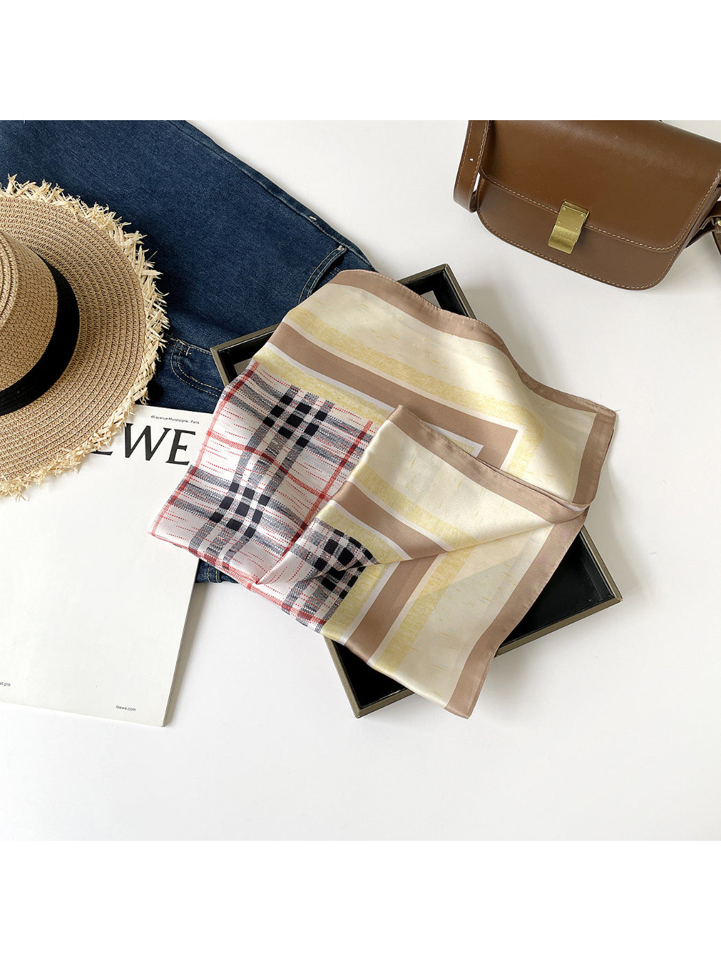 Scarvii - Plaid Print Square Scarf