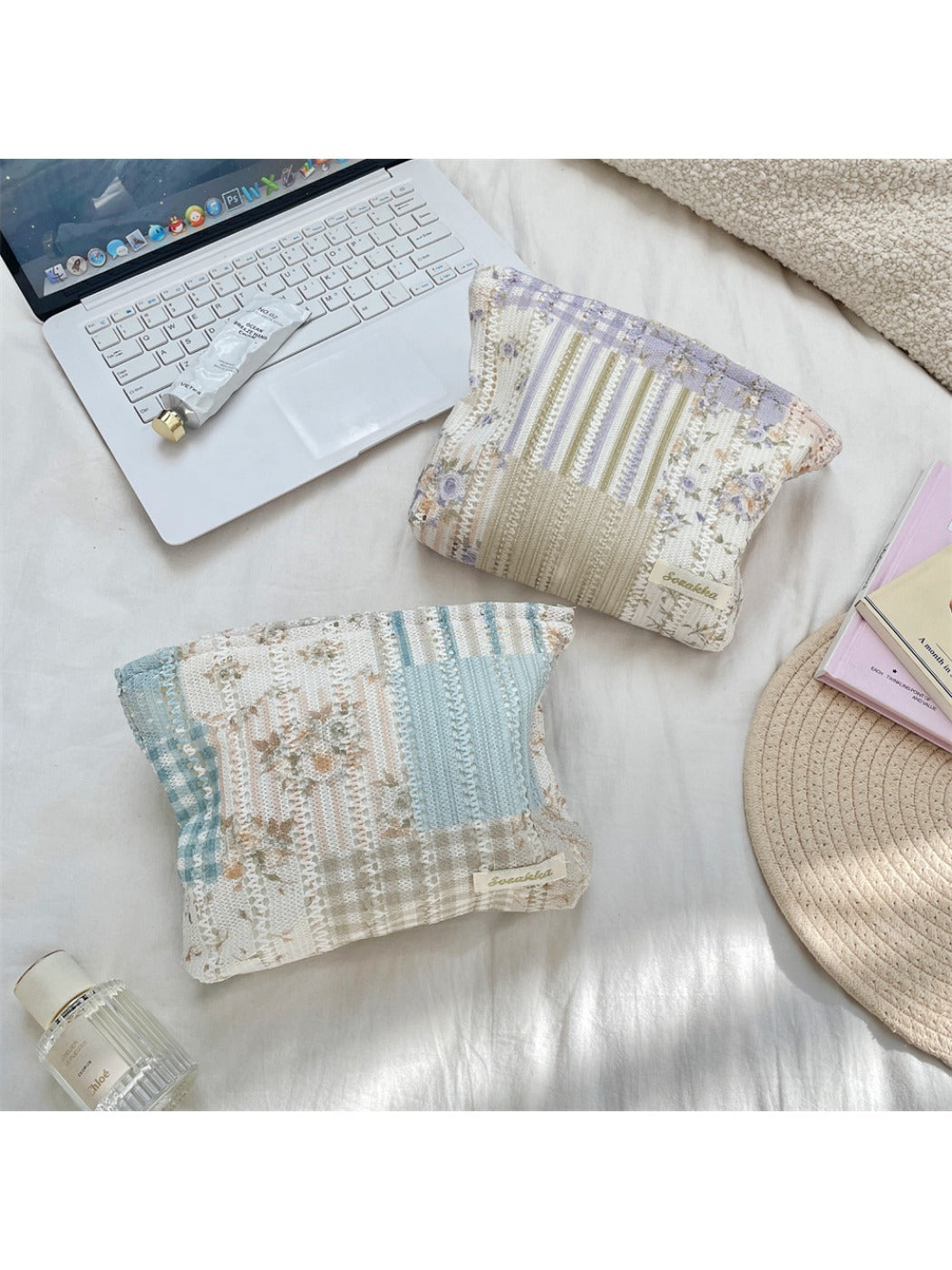 Cosbai – Cosmetic Pouch with Floral Print