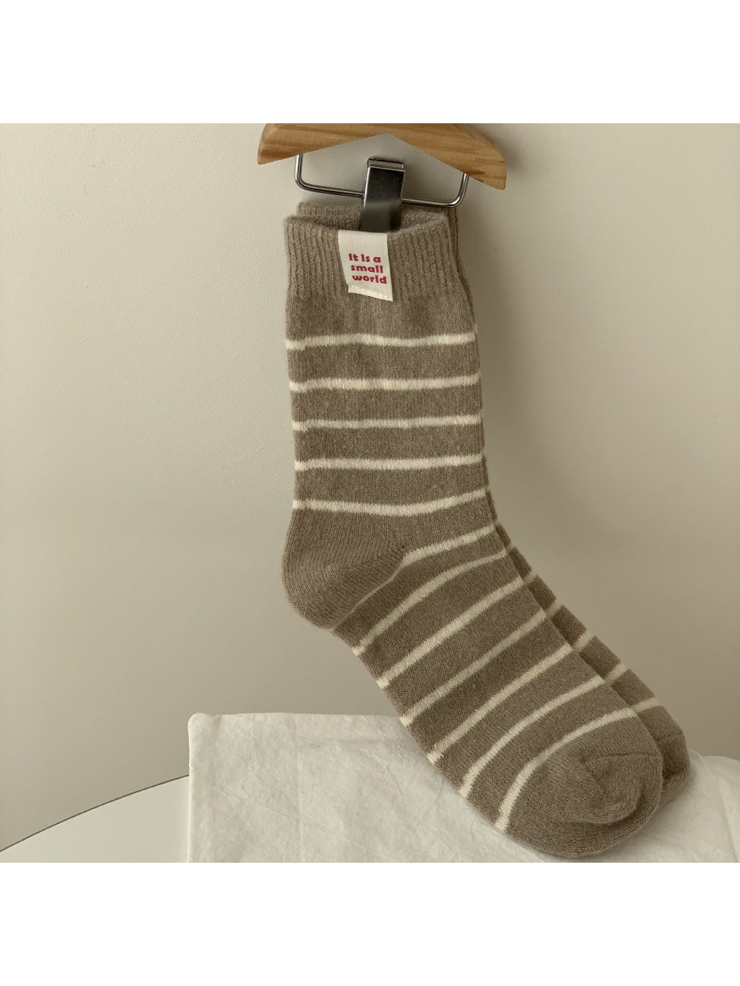 Rufia - Calm Tone Stripe Crew Socks