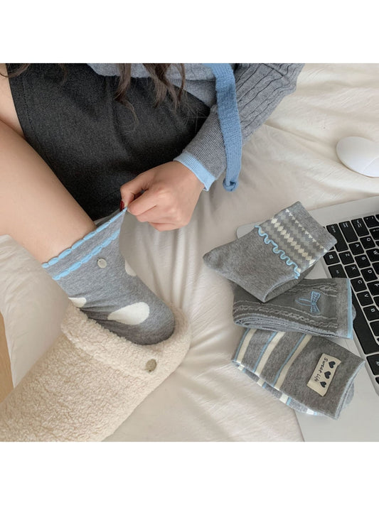 Rufia - Gray Base Pattern Ruffle Crew Socks