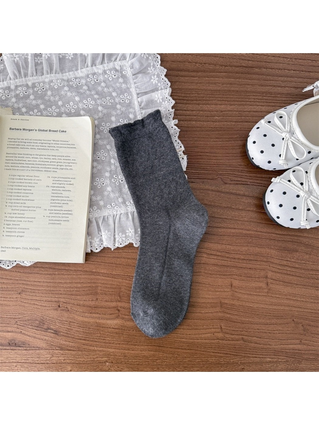 Rufia - Women's Solid Diamond Pattern Socks