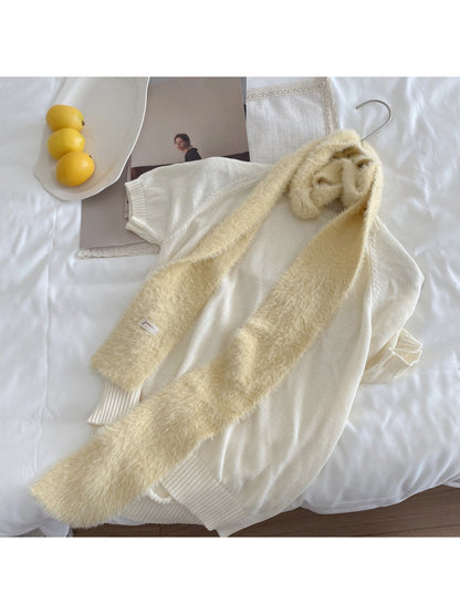 Scarvii - Fuzzy Soft Knit Scarf