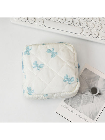 Cosbai - Bow and Heart Pattern Quilted Pouch